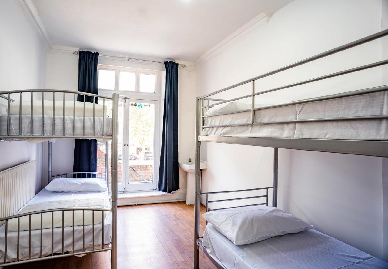 Хостел Mile End Beds Лондон Екстер'єр фото